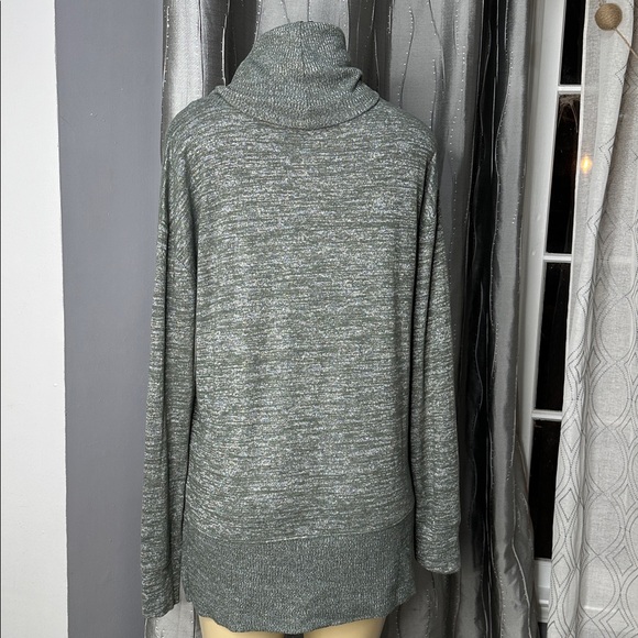 Gap Women’s Sz M Sweater Green-Gray Tunic Cowl Neck Lightweight Long Sleeve - Picture 4 of 7